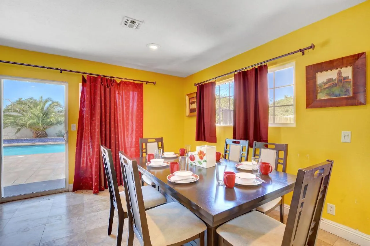 Σπίτι διακοπών Las Vegas Elegance! Pool Table & Sparkling Pool! Home Ηνωμένες Πολιτείες της Αμερικής