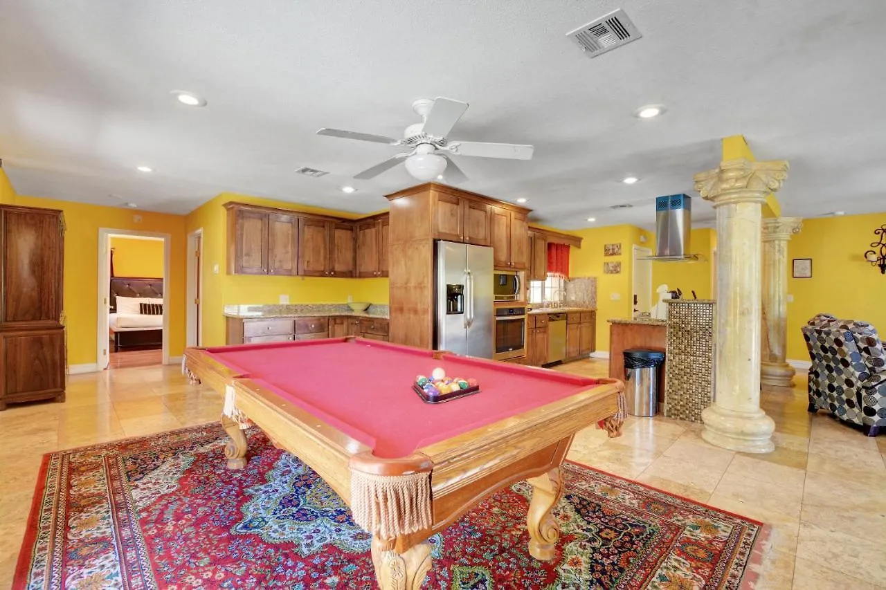 Las Vegas Elegance! Pool Table & Sparkling Pool! Home 0*, Λας Βέγκας Ηνωμένες Πολιτείες της Αμερικής